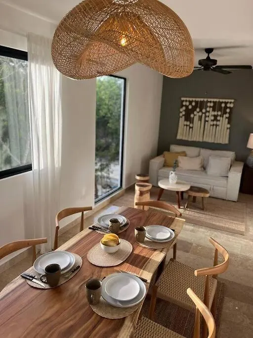 Апартаменты Apartamento De Lujo 2 Dormitorios Con Balcon Aldea Zama Тулум